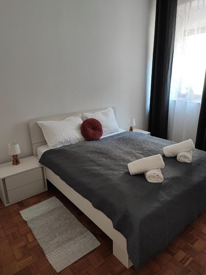 Apartment Eda Пула Екстериор снимка